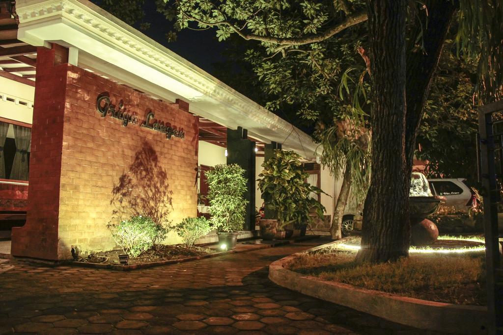 Griya Langen Guesthouse Yogyakarta Exterior foto