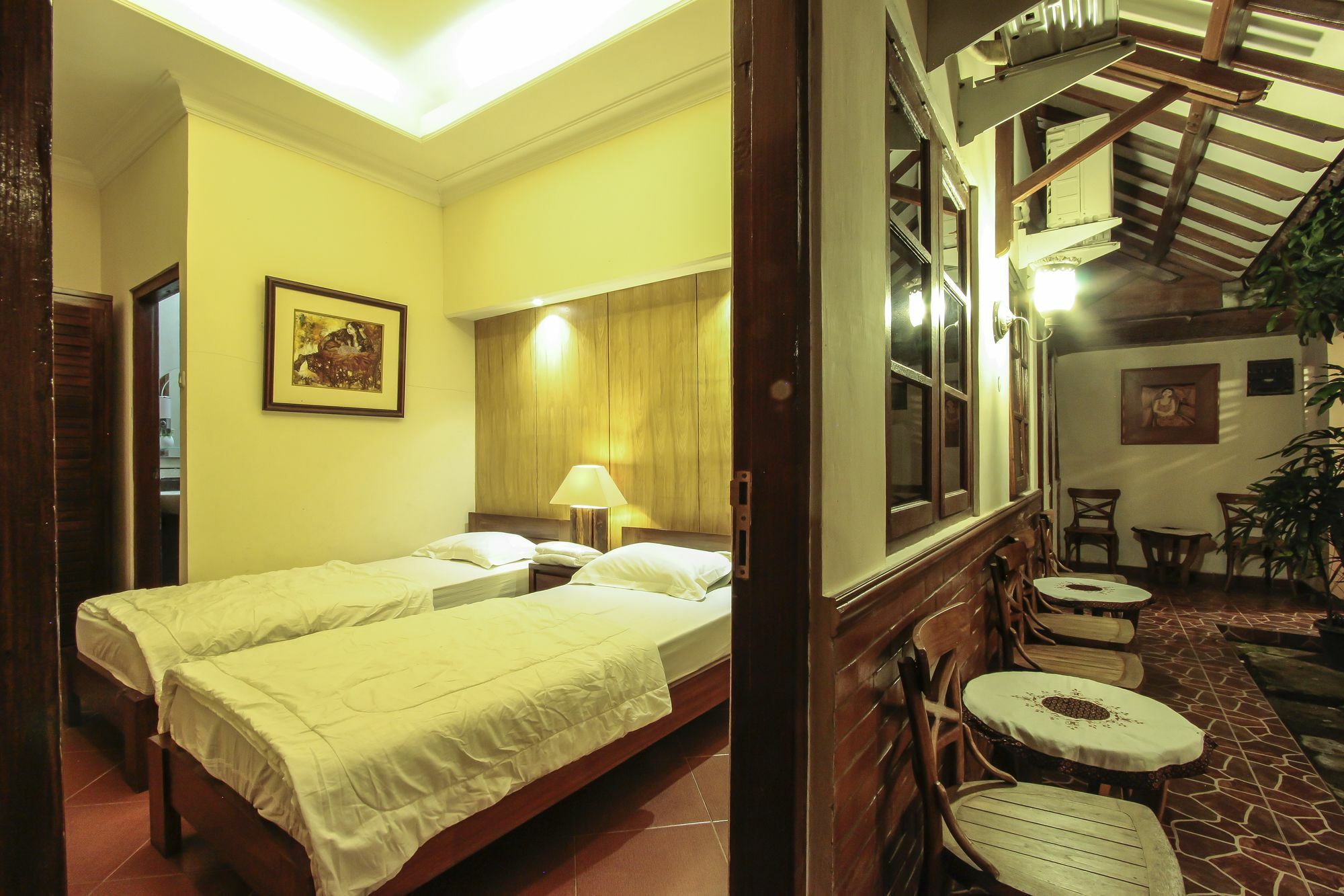 Griya Langen Guesthouse Yogyakarta Exterior foto